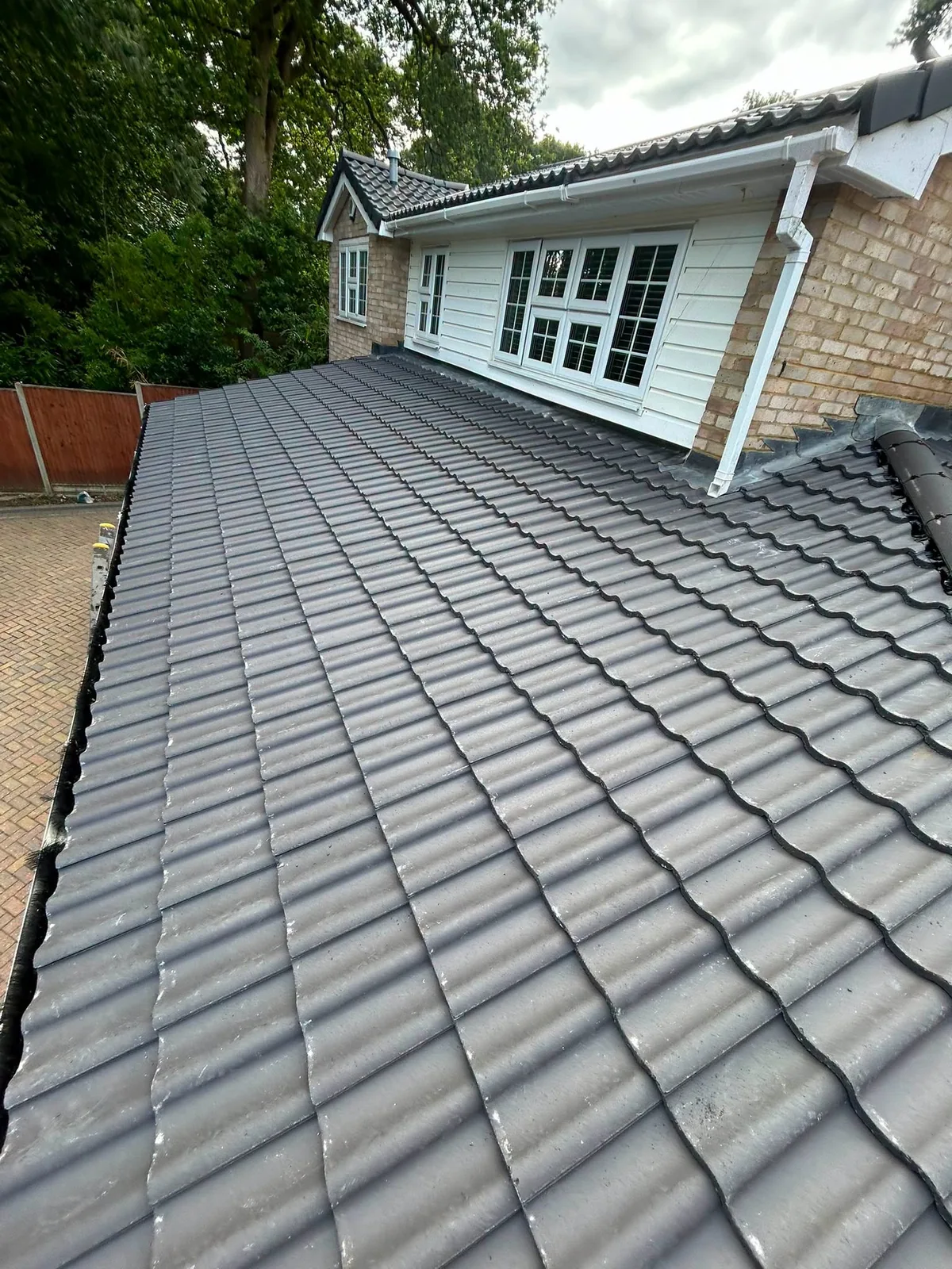 Slate & tile roofing in Arnold, Nottingham